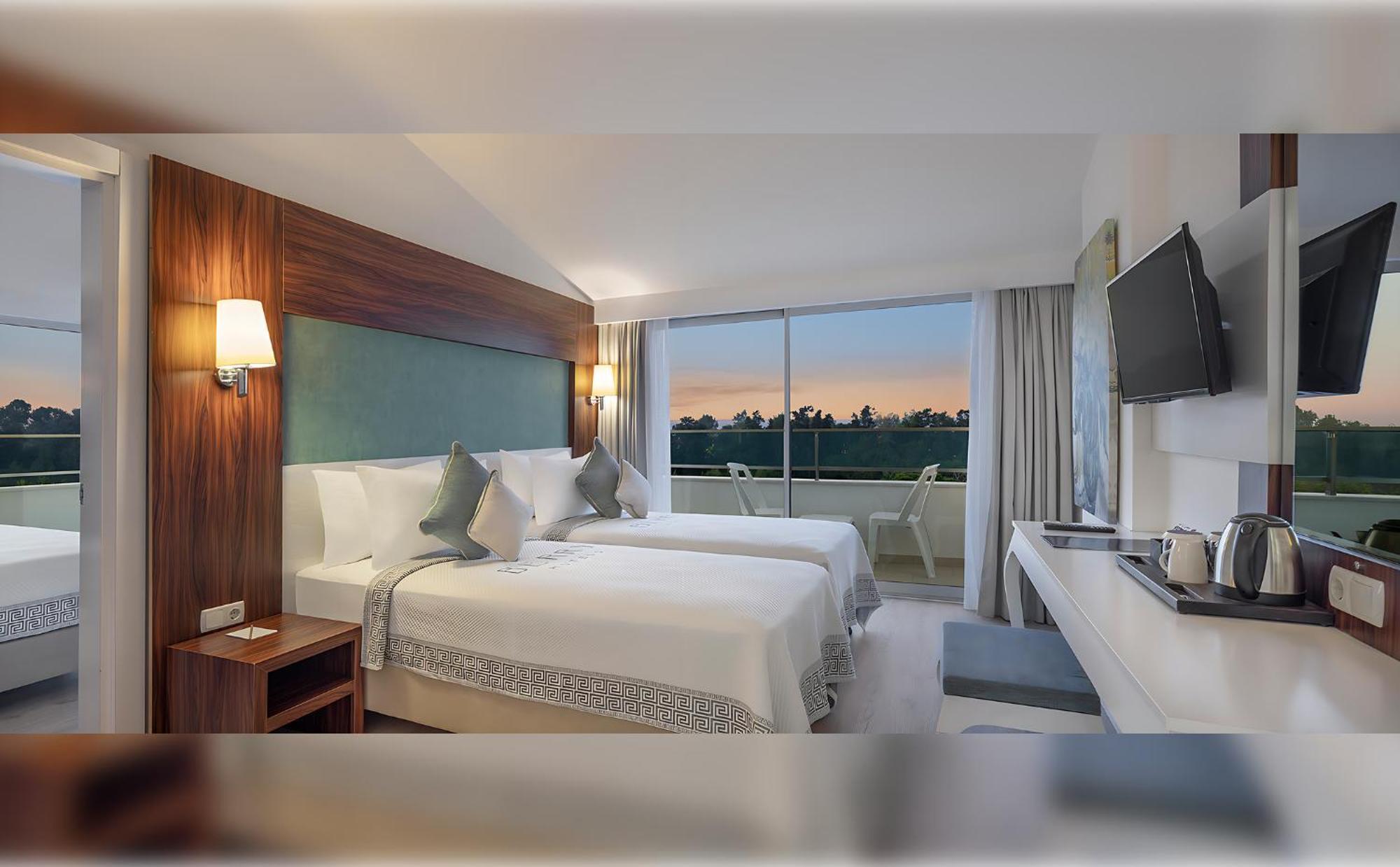 Berry Blue Hotels 시데 외부 사진