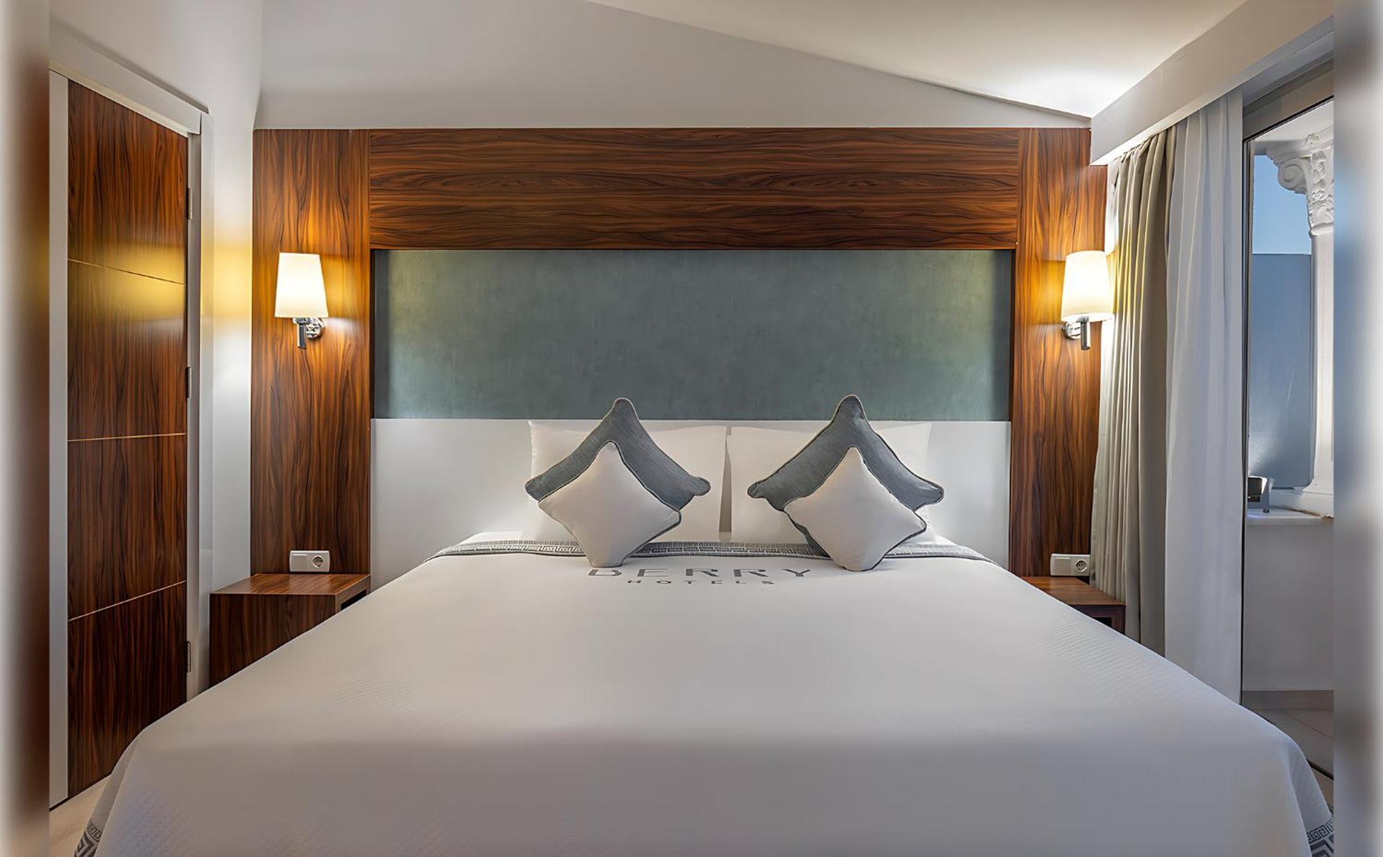 Berry Blue Hotels 시데 외부 사진