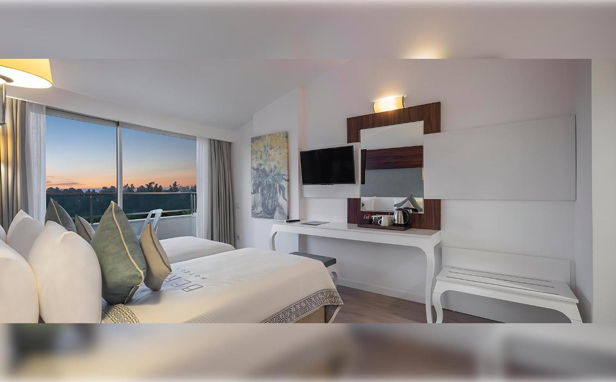 Berry Blue Hotels 시데 외부 사진